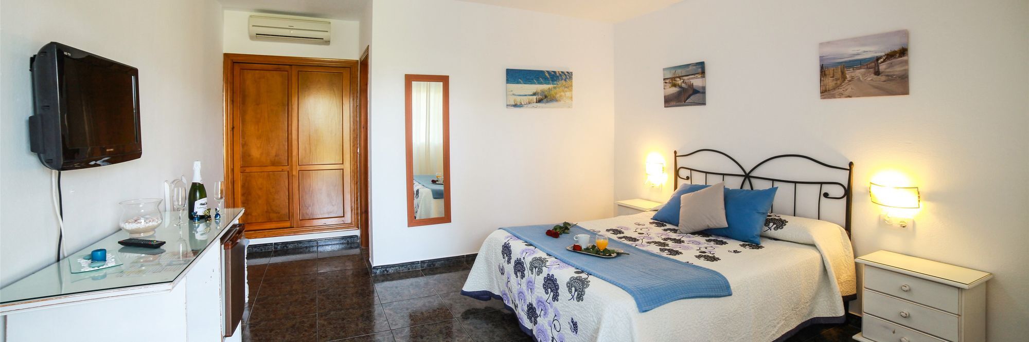 El Levante Tarifa Exterior photo